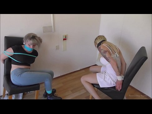 ❤️ Verslaaf / vasgebind en gesnoer / meisie in nood ️❌ Pornovideo by ons